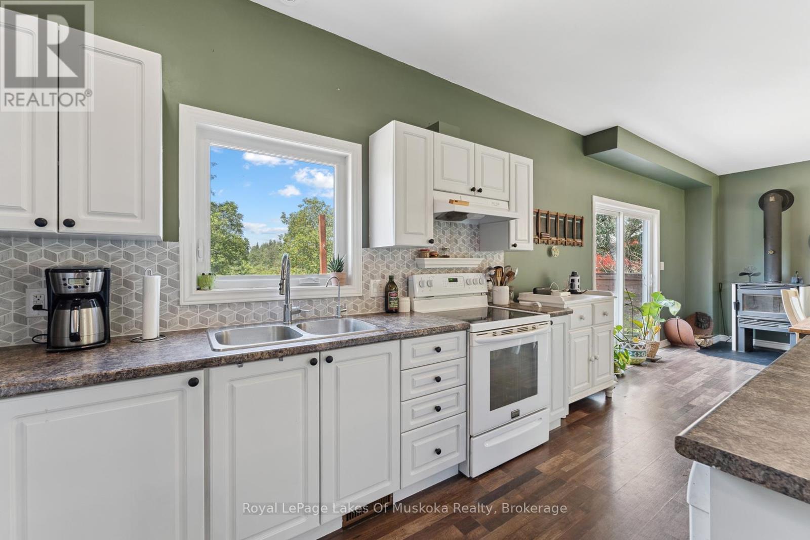 24 Star Lake Road, Perry, Ontario  P0A 1J0 - Photo 7 - X12289215