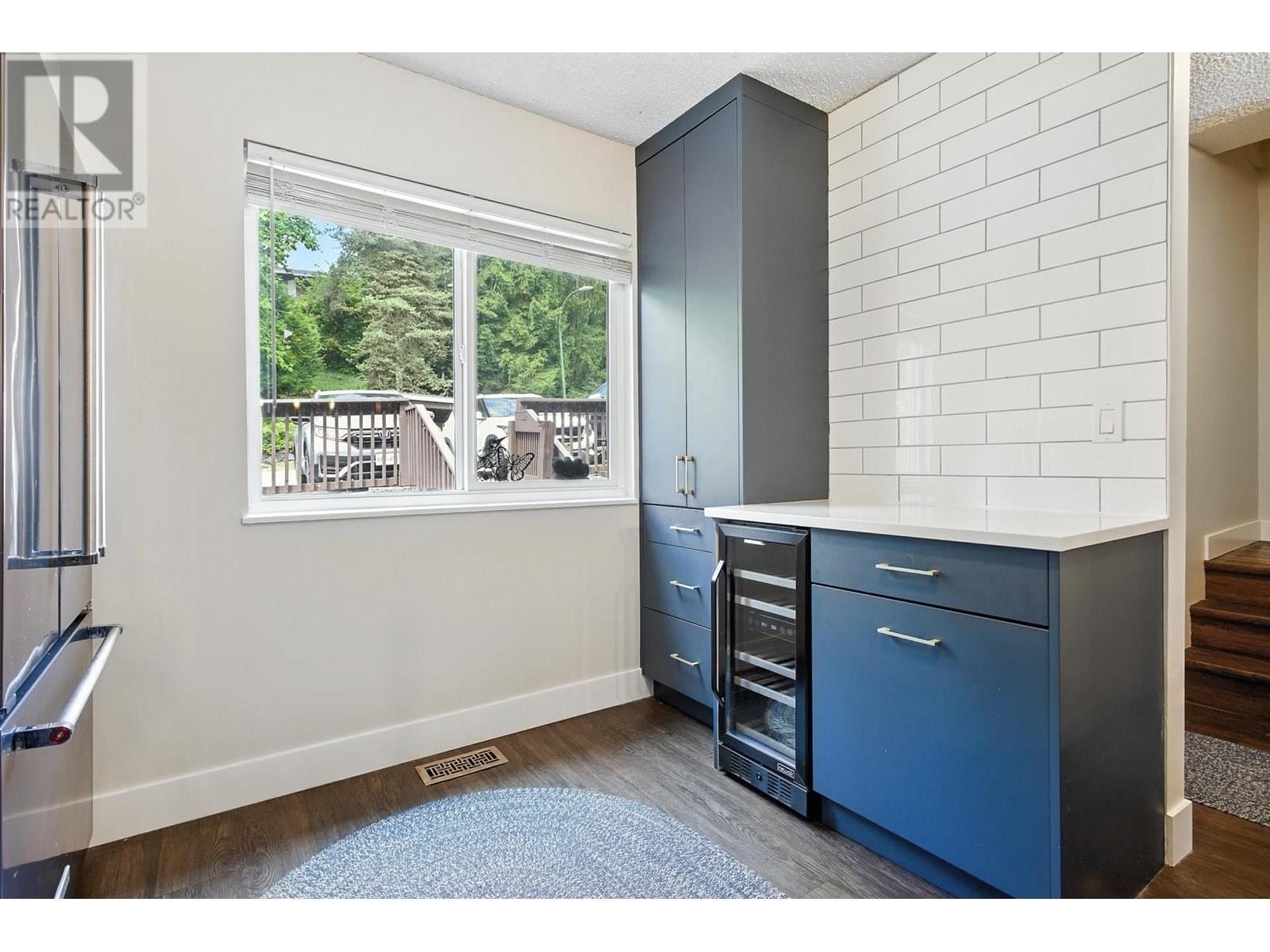 Property at 317 B EVERGREEN DRIVE image 4