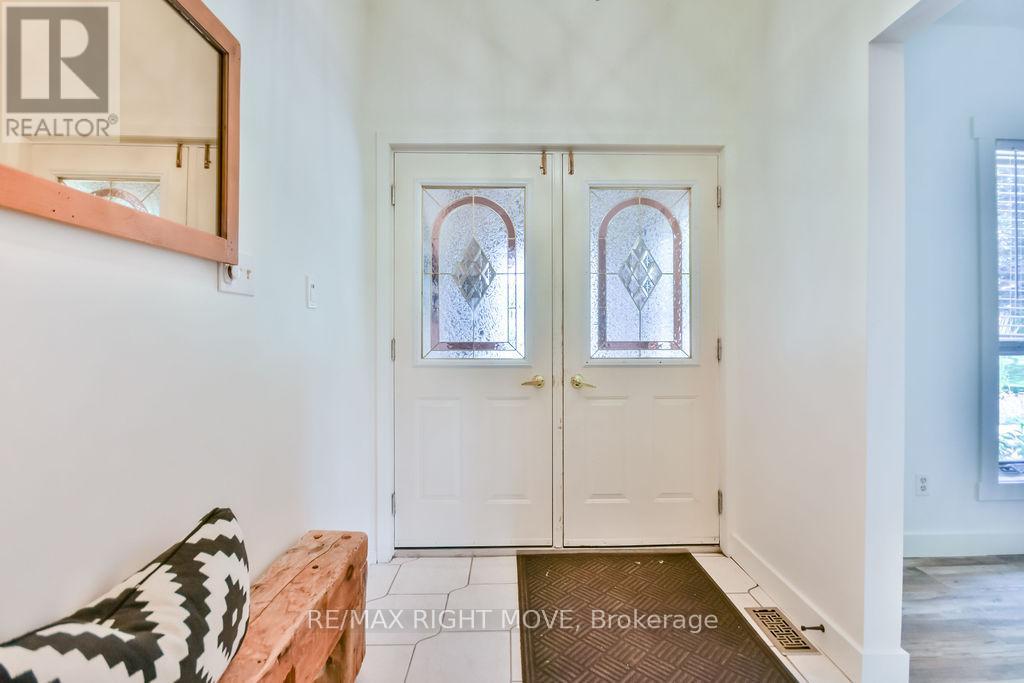 Property at 4278 WILSON POINT ROAD N image 4