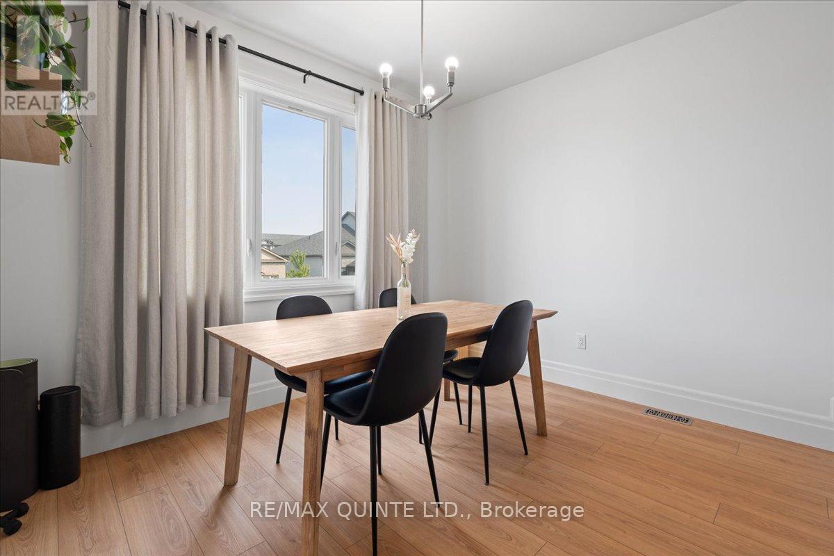 57 Markland Avenue, Prince Edward County, Ontario  K0K 2T0 - Photo 12 - X12289217