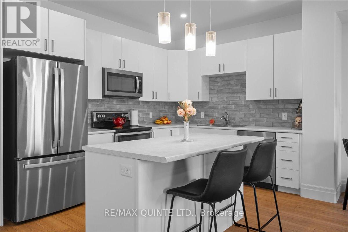 57 Markland Avenue, Prince Edward County, Ontario  K0K 2T0 - Photo 17 - X12289217