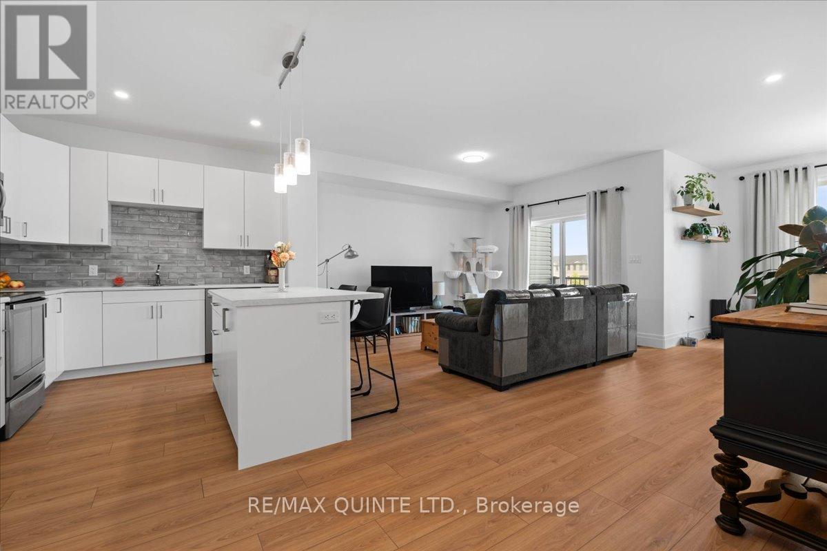 57 Markland Avenue, Prince Edward County, Ontario  K0K 2T0 - Photo 19 - X12289217