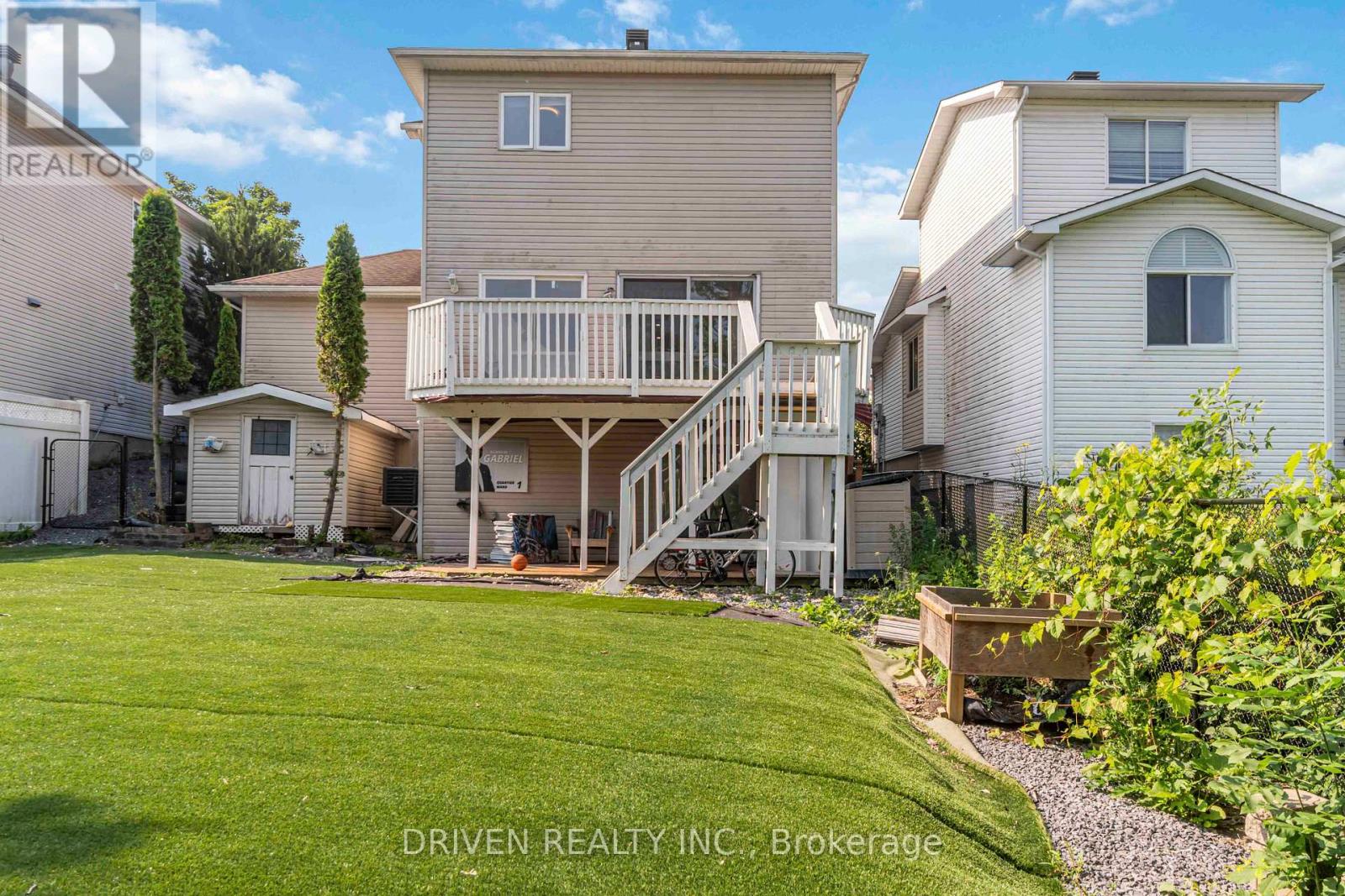 2207 Cecile Crescent, Clarence-Rockland, Ontario  K4K 1S4 - Photo 17 - X12289261