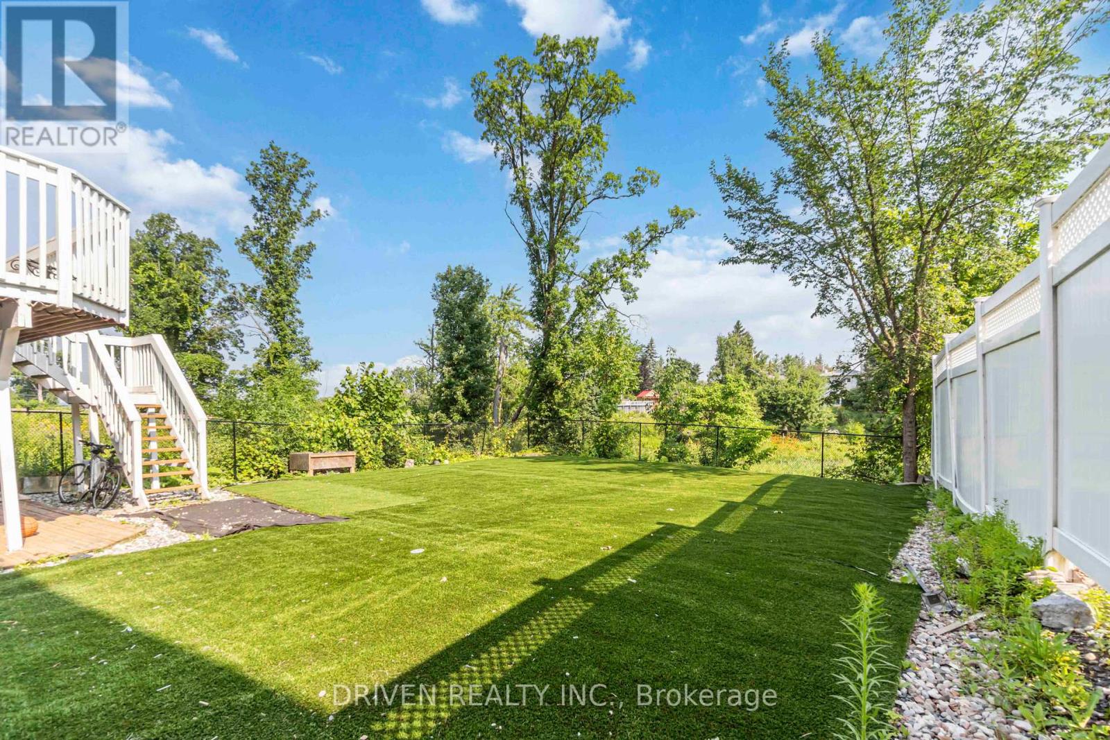 2207 Cecile Crescent, Clarence-Rockland, Ontario  K4K 1S4 - Photo 21 - X12289261