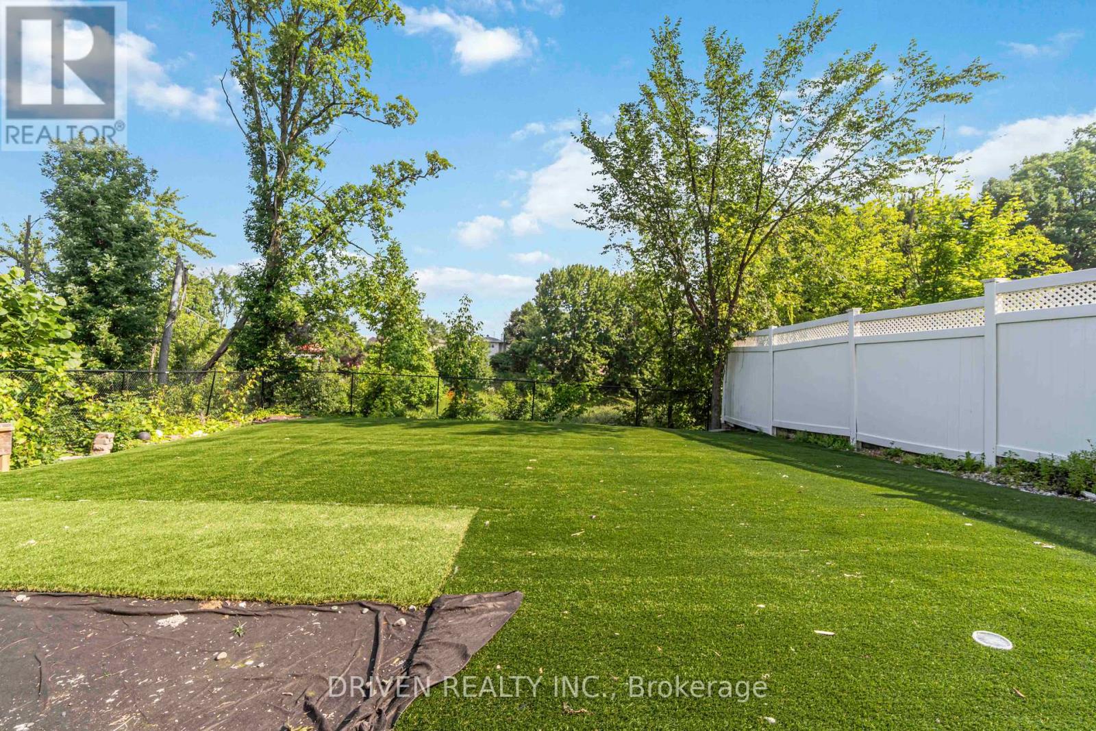 2207 Cecile Crescent, Clarence-Rockland, Ontario  K4K 1S4 - Photo 29 - X12289261