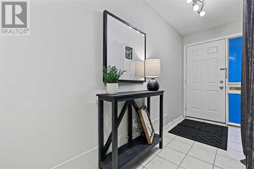 Property at 143 Glamis Terrace SW image 3