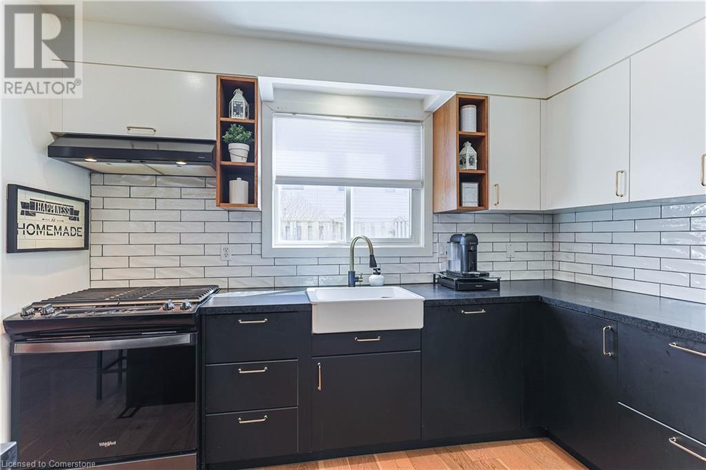 5475 Lakeshore Road Unit# 54, Burlington, Ontario  L7L 1E1 - Photo 10 - 40752032