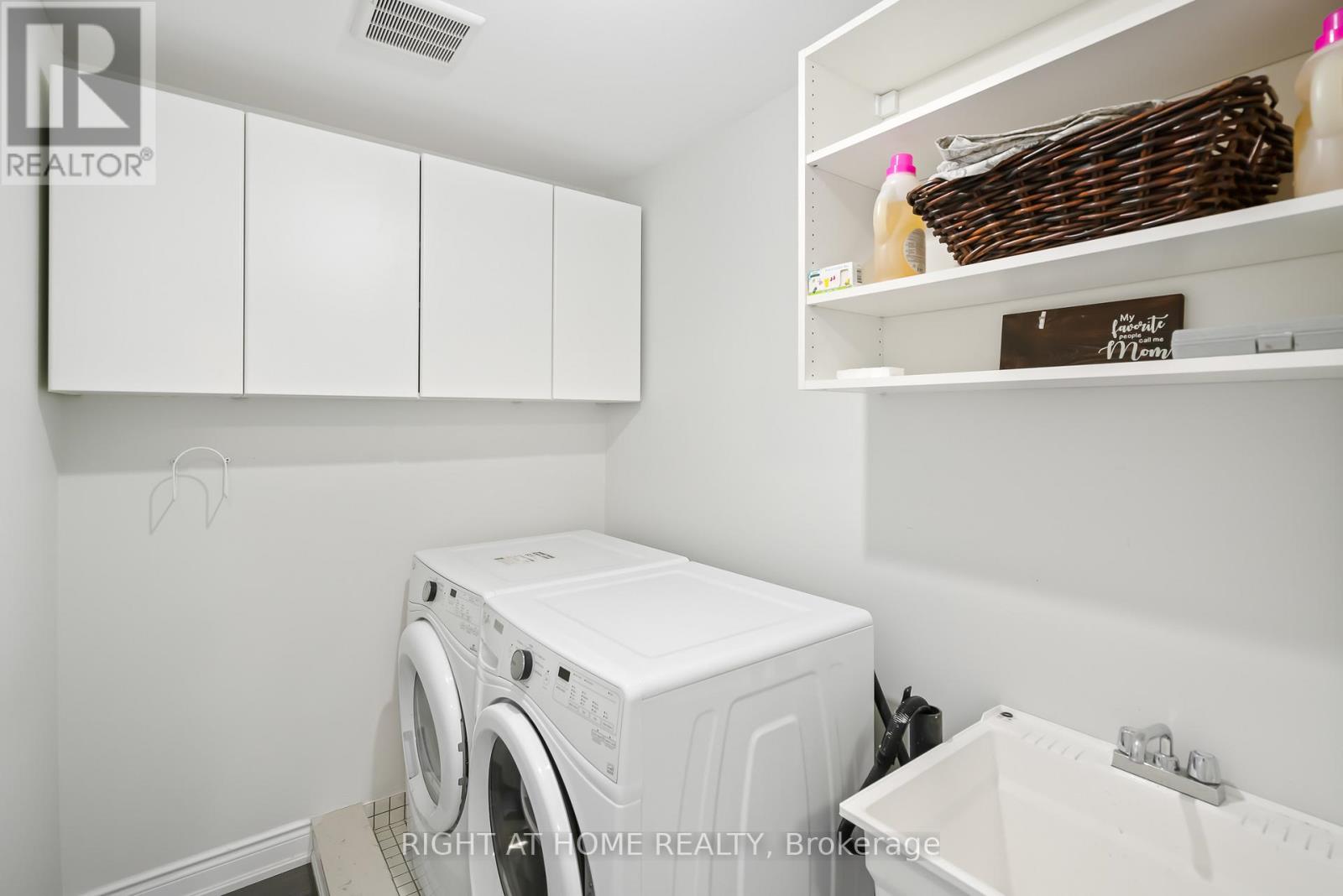 7 Windsor Circle, Niagara-On-The-Lake, Ontario  L0S 1J0 - Photo 19 - X12289100