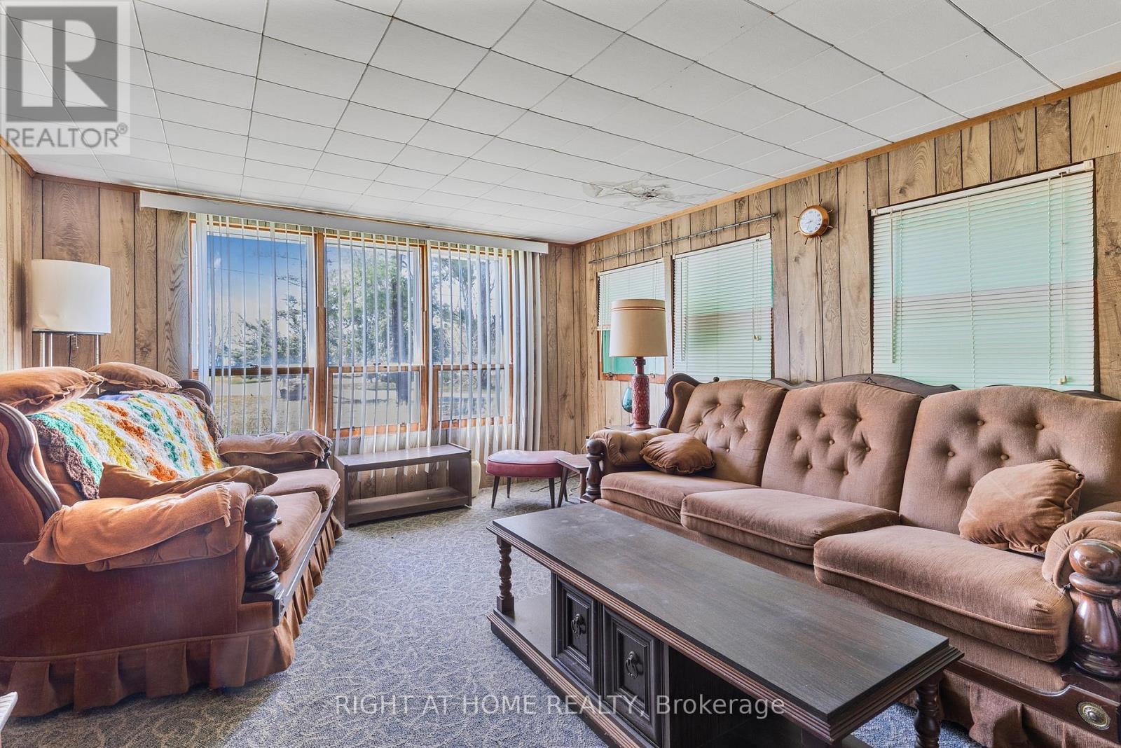 194 Mcguire Beach Road, Kawartha Lakes (Carden), Ontario  K0M 2B0 - Photo 7 - X12289121