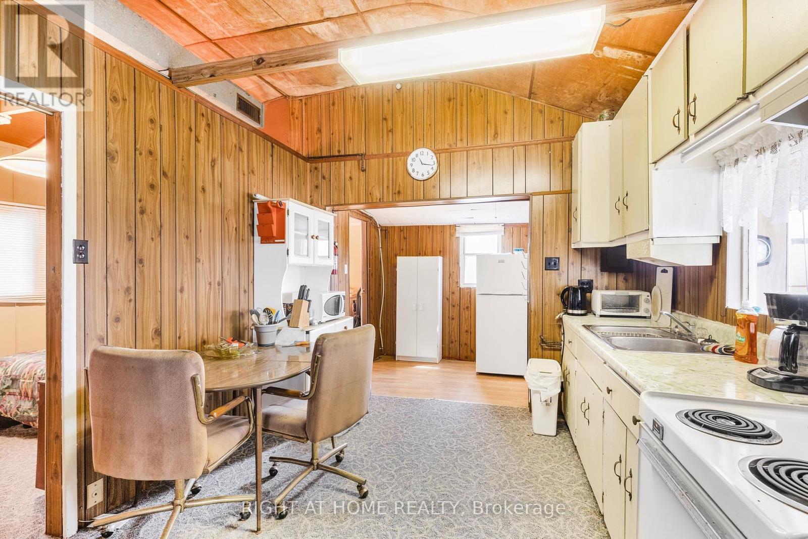 194 Mcguire Beach Road, Kawartha Lakes (Carden), Ontario  K0M 2B0 - Photo 9 - X12289121