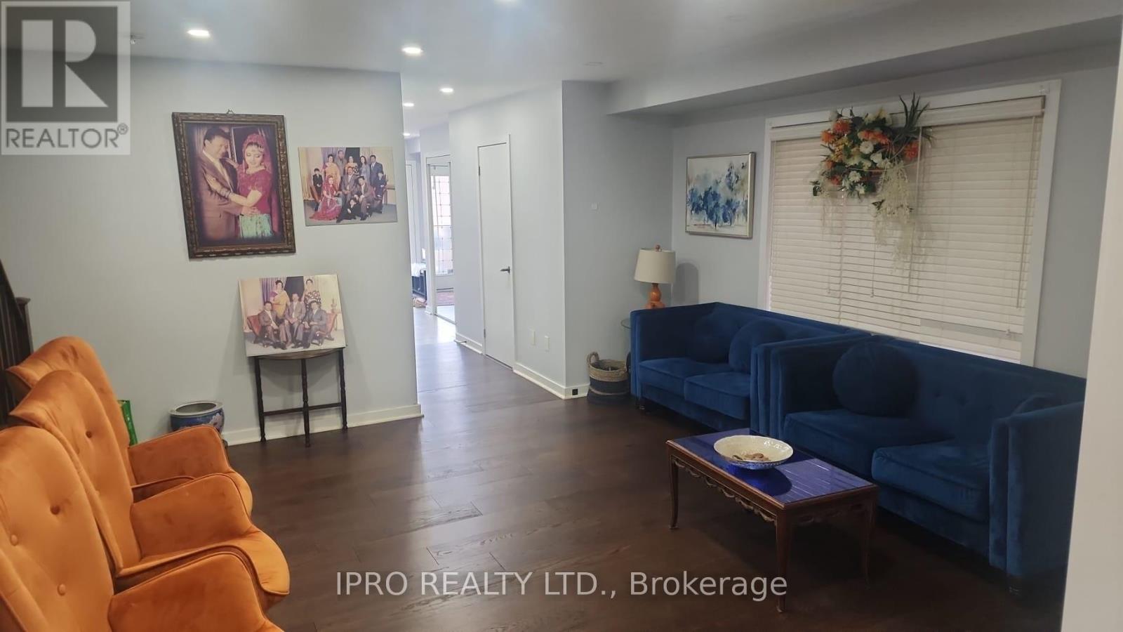 Property at 88 WEST GLEN AVENUE image 3