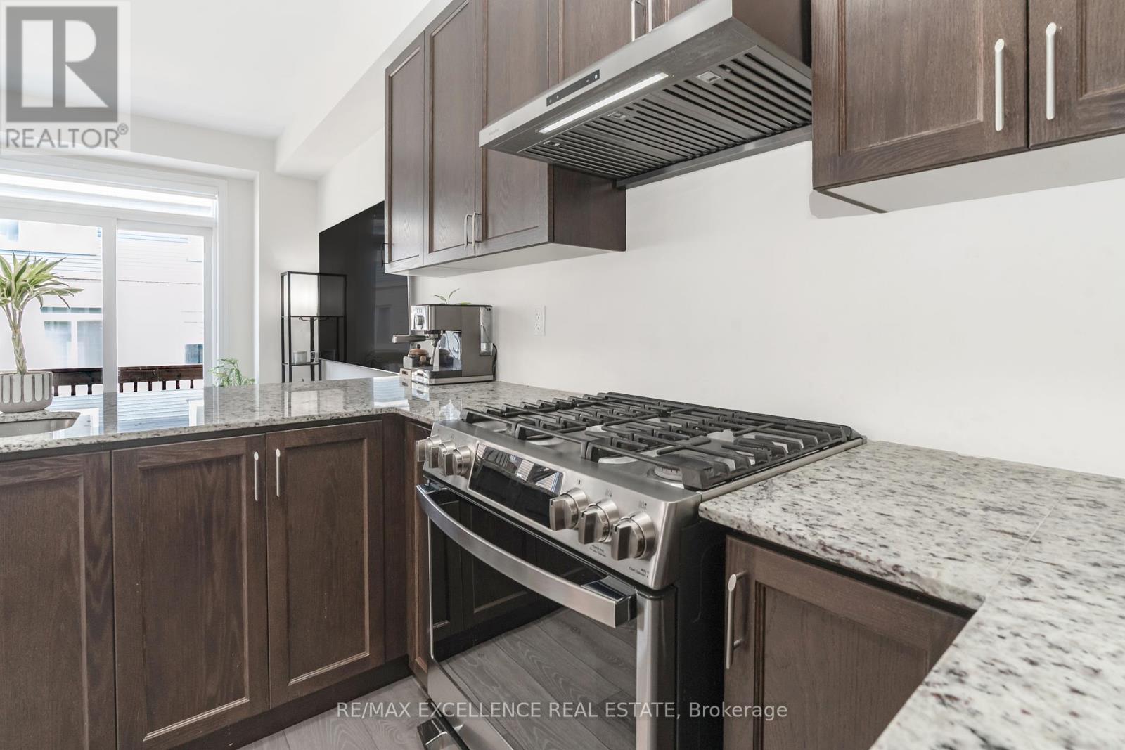 32 Brown Street, Erin, Ontario  N0B 1T0 - Photo 8 - X12289207