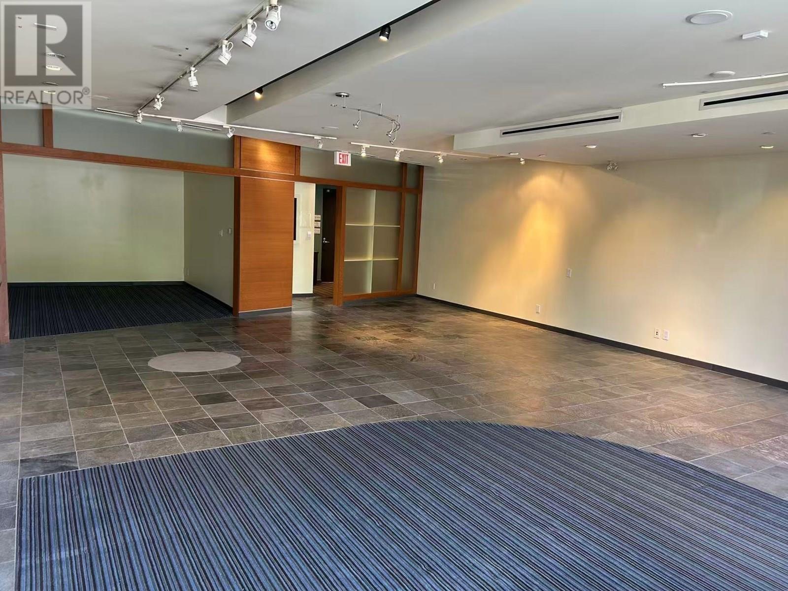 1738 W 2nd Avenue, Vancouver, British Columbia  V6J 1H6 - Photo 3 - C8070820