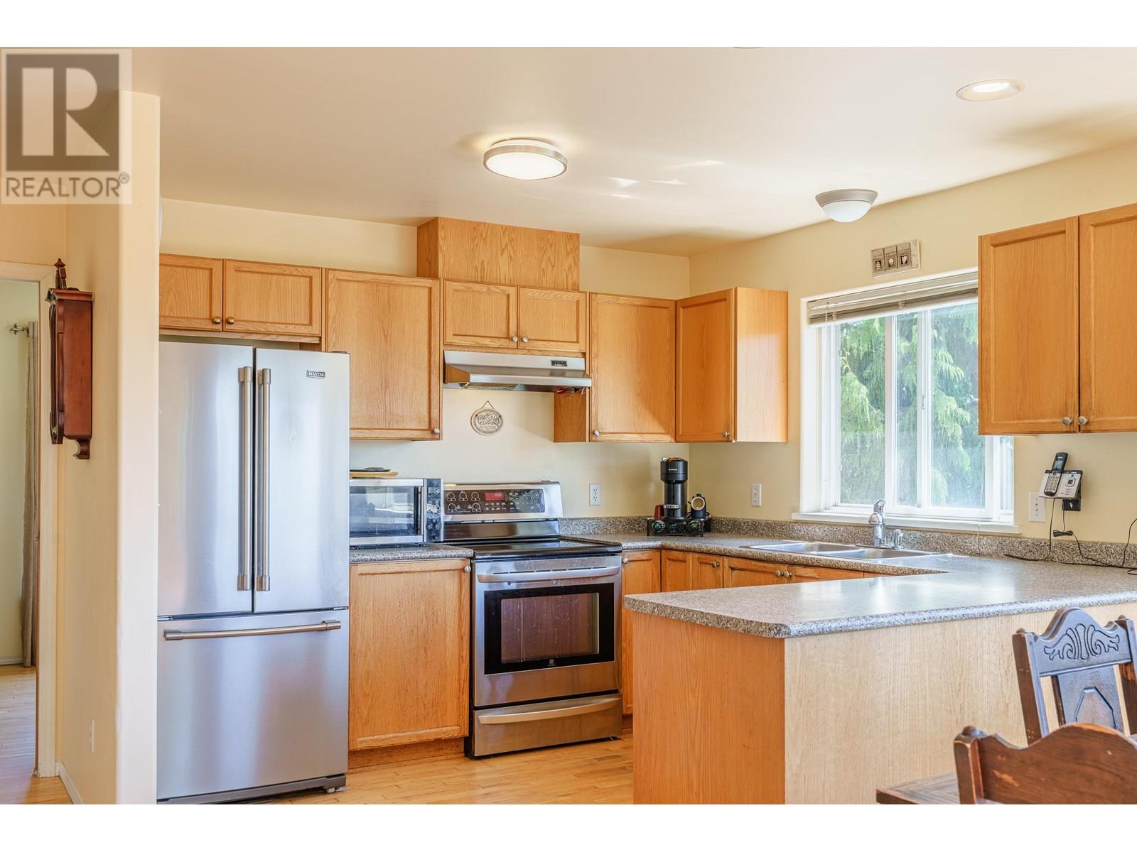 Property at 4733 TAMARACK PLACE image 5