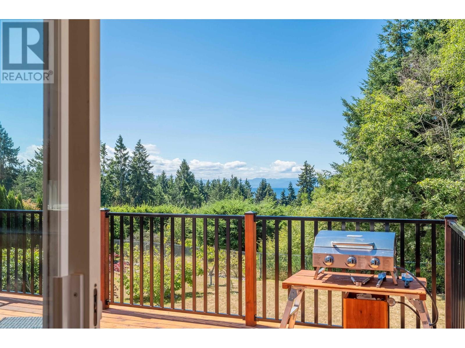 Property at 4733 TAMARACK PLACE image 2