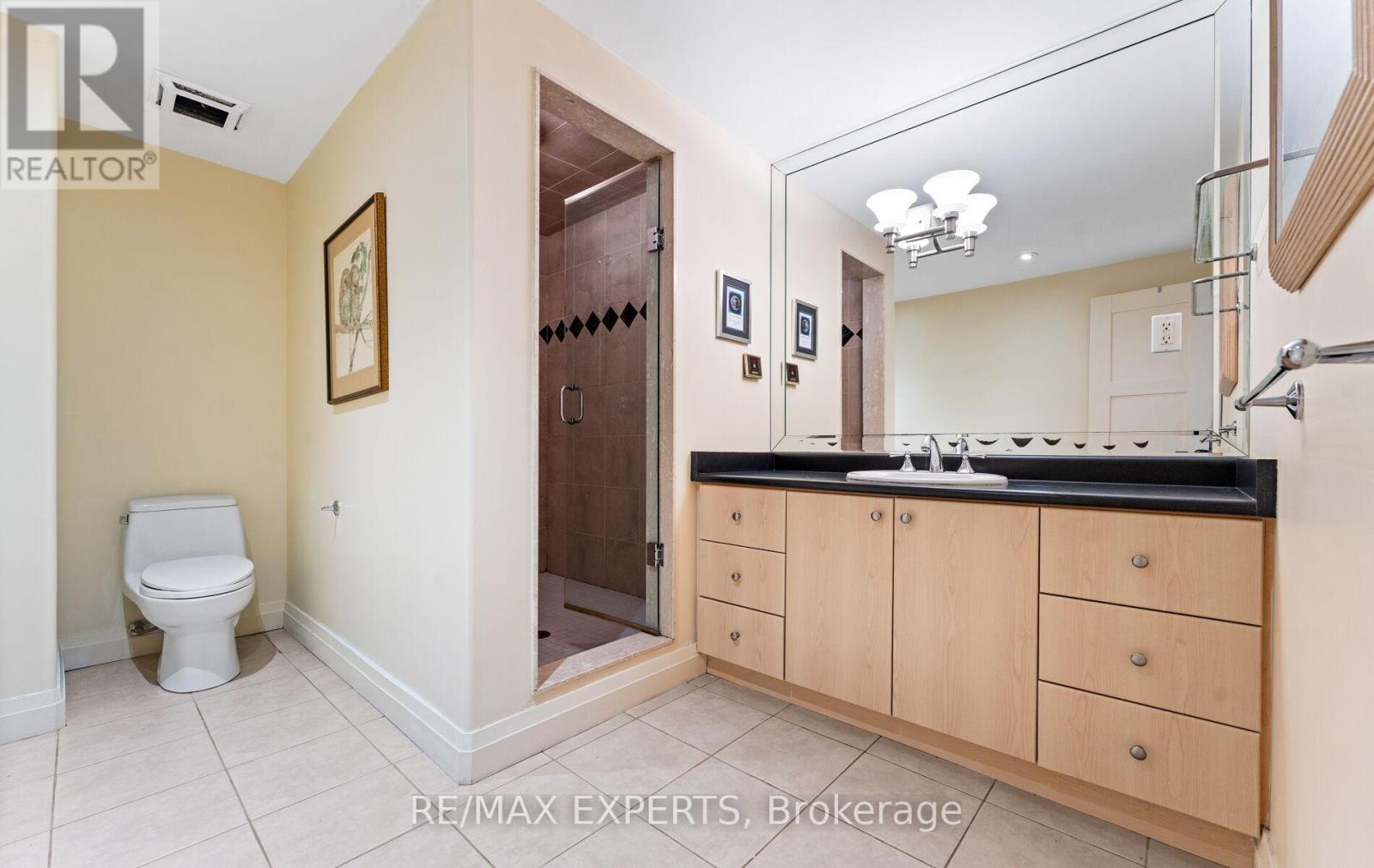 120 Riverside Drive, Vaughan, Ontario  L4L 2L3 - Photo 38 - N12288575