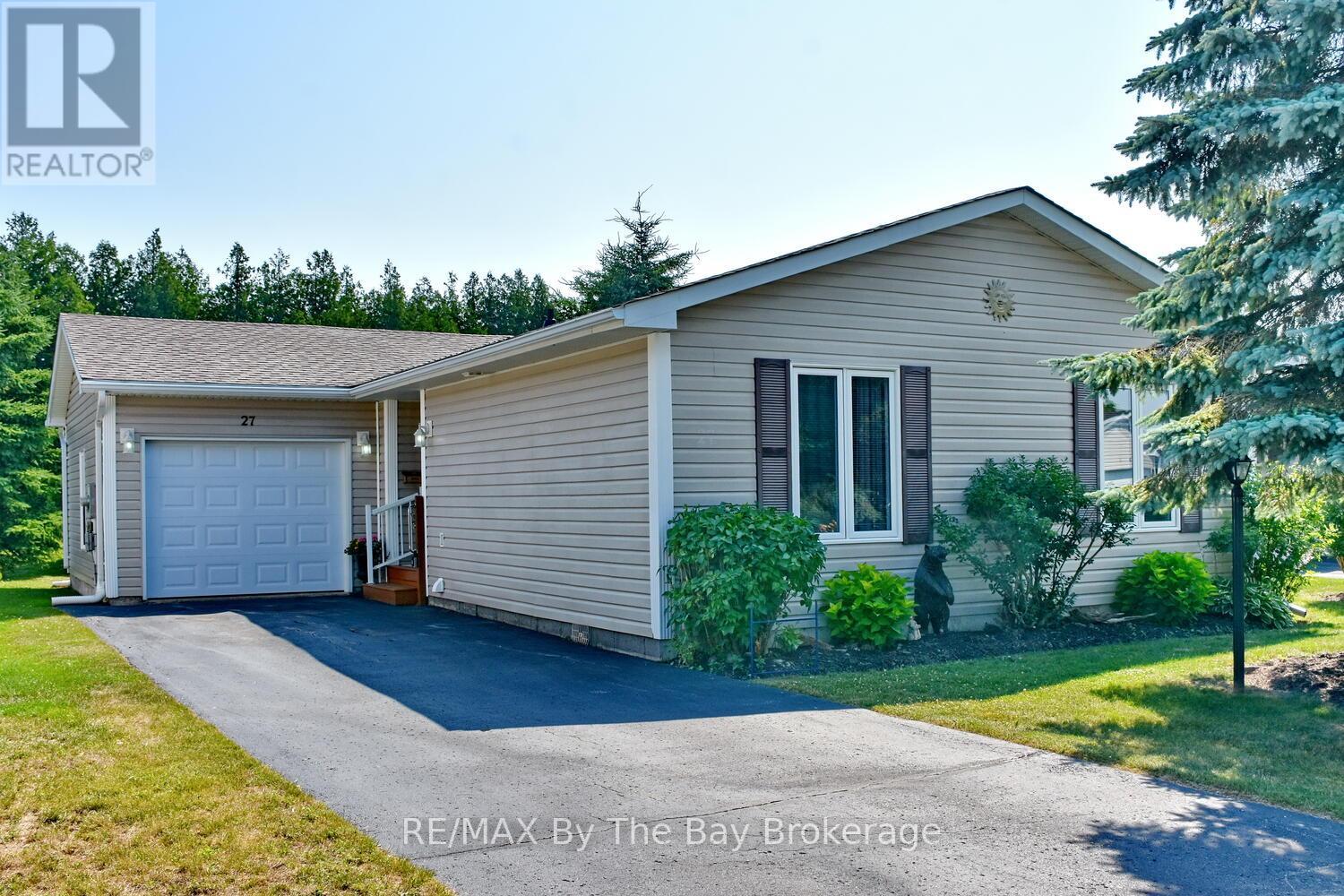 27 PENNSYLVANIA AVENUE, Wasaga Beach, Ontario