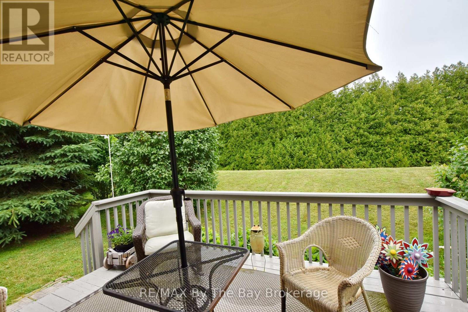 27 Pennsylvania Avenue, Wasaga Beach, Ontario  L9Z 3A8 - Photo 28 - S12274404