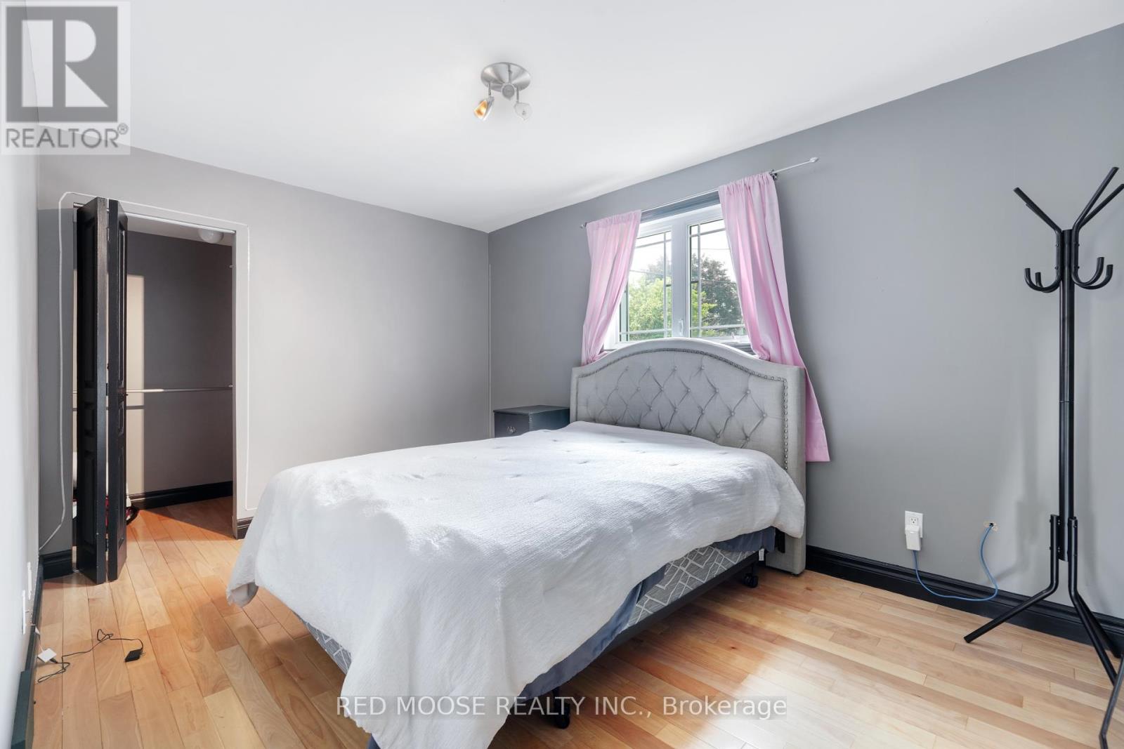 694 De L'eglise Street, Ottawa, Ontario  K1K 3K2 - Photo 15 - X12286832