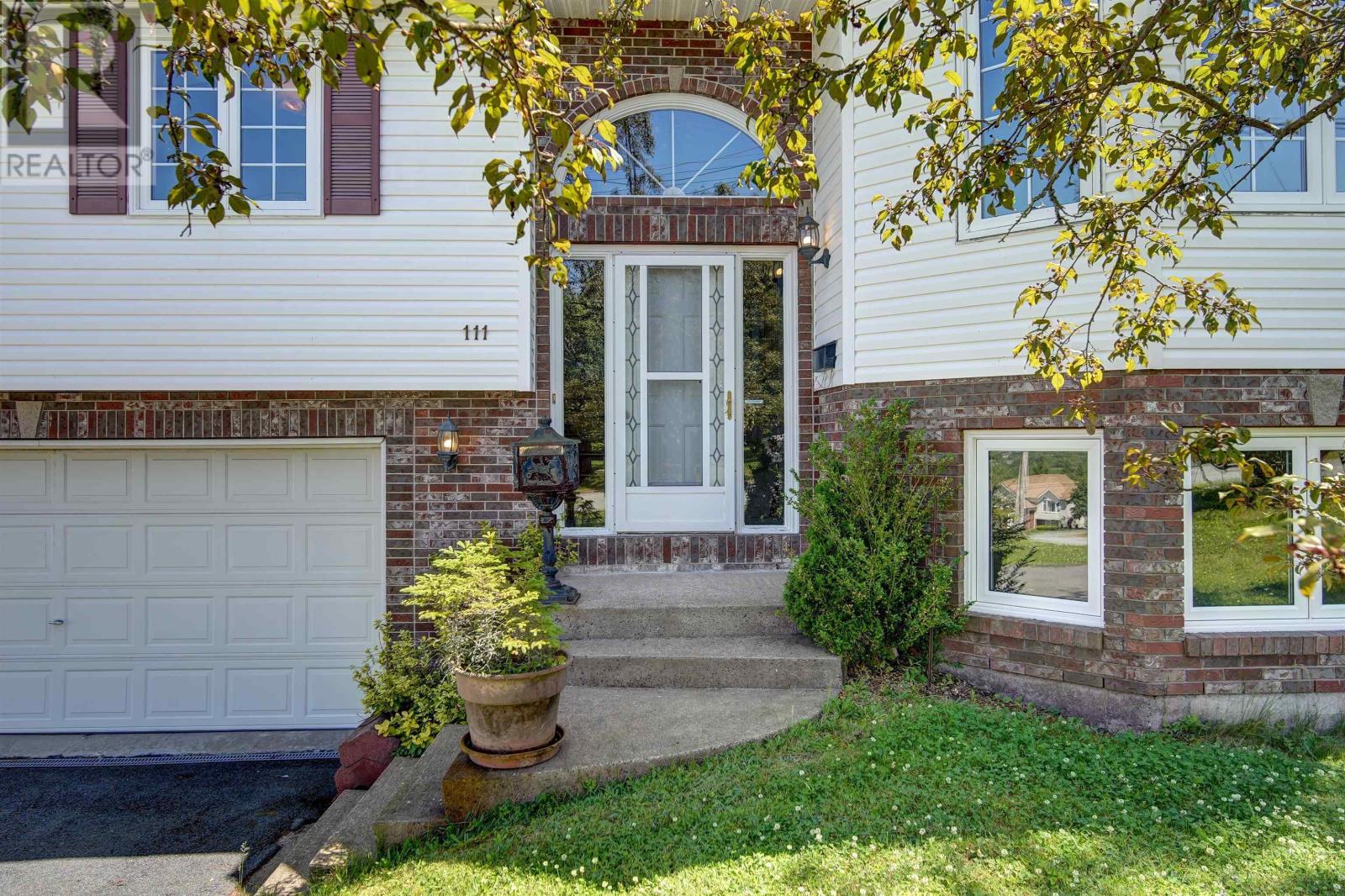 Property at 111 Nova Terrace image 3
