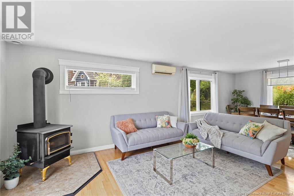 Property at 15 Carter Court image 3
