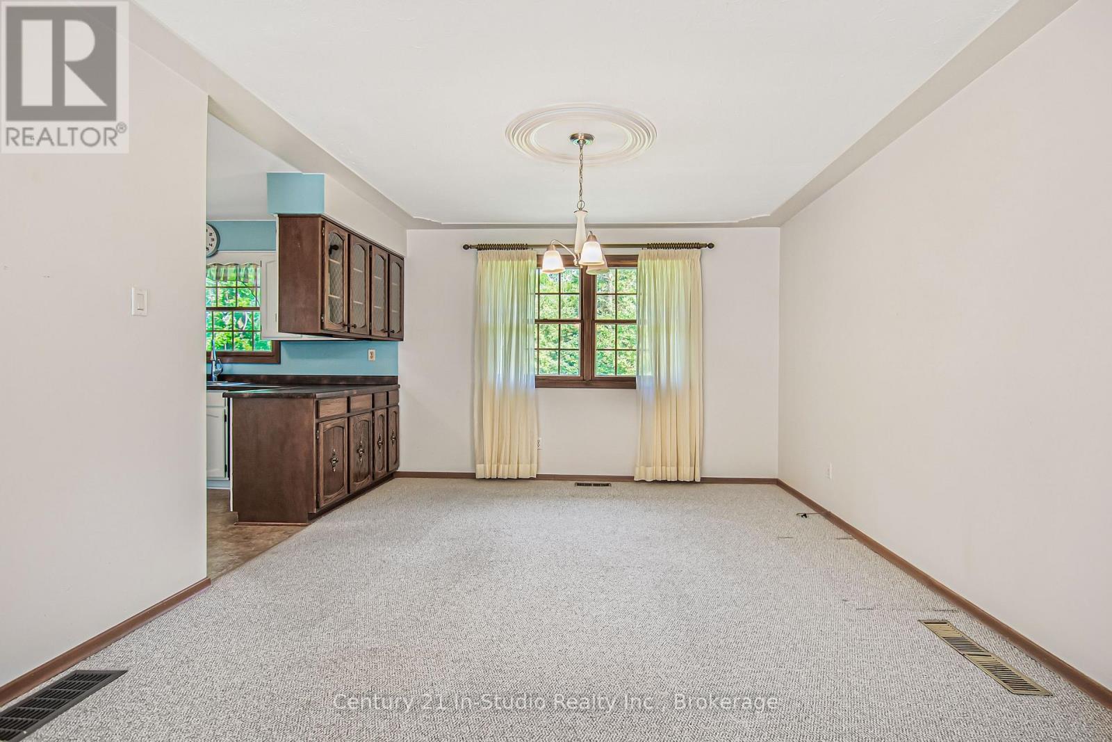 3 Gladstone Street, Huron-Kinloss, Ontario  N0G 2R0 - Photo 12 - X12289375