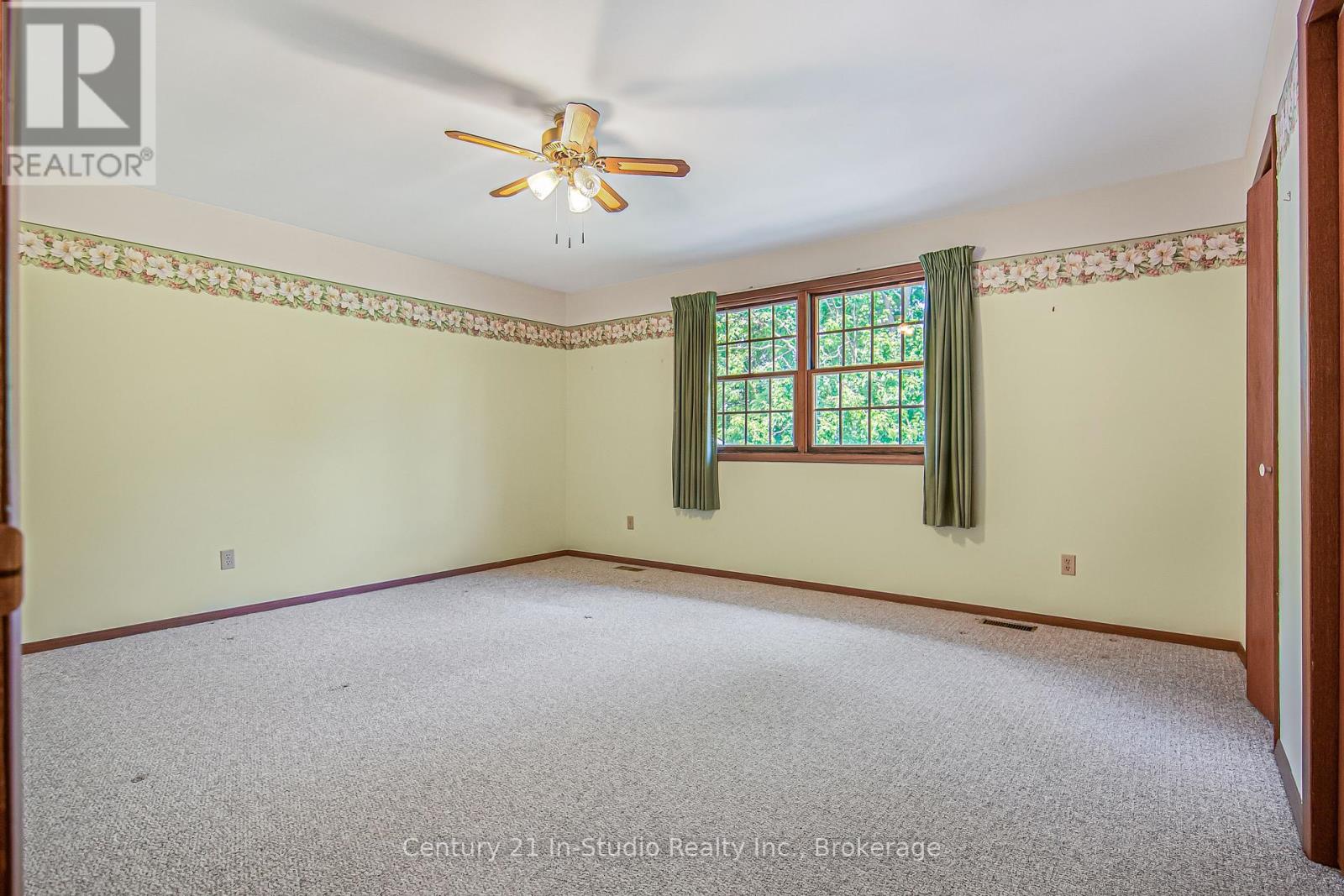 3 Gladstone Street, Huron-Kinloss, Ontario  N0G 2R0 - Photo 21 - X12289375
