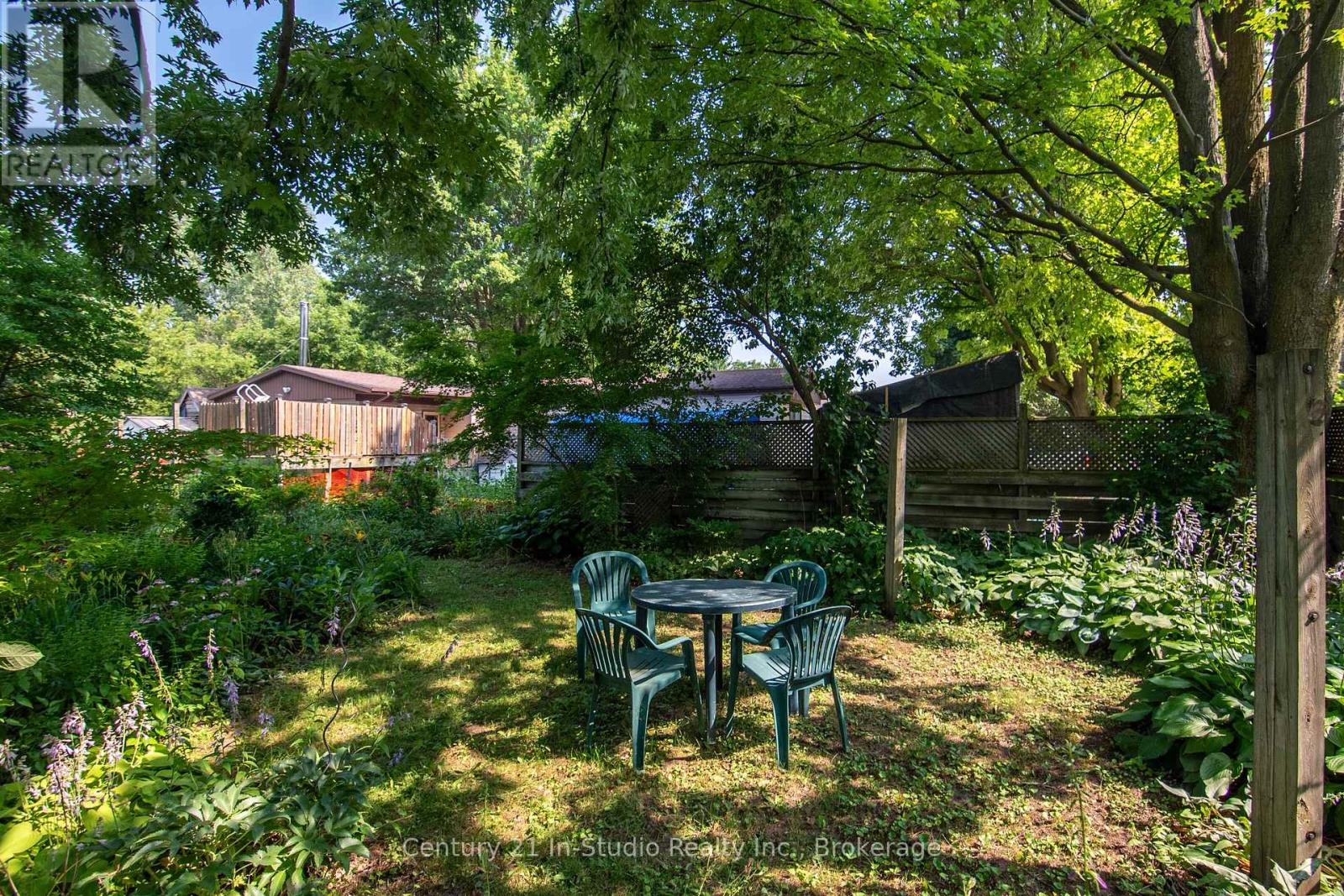 3 Gladstone Street, Huron-Kinloss, Ontario  N0G 2R0 - Photo 40 - X12289375