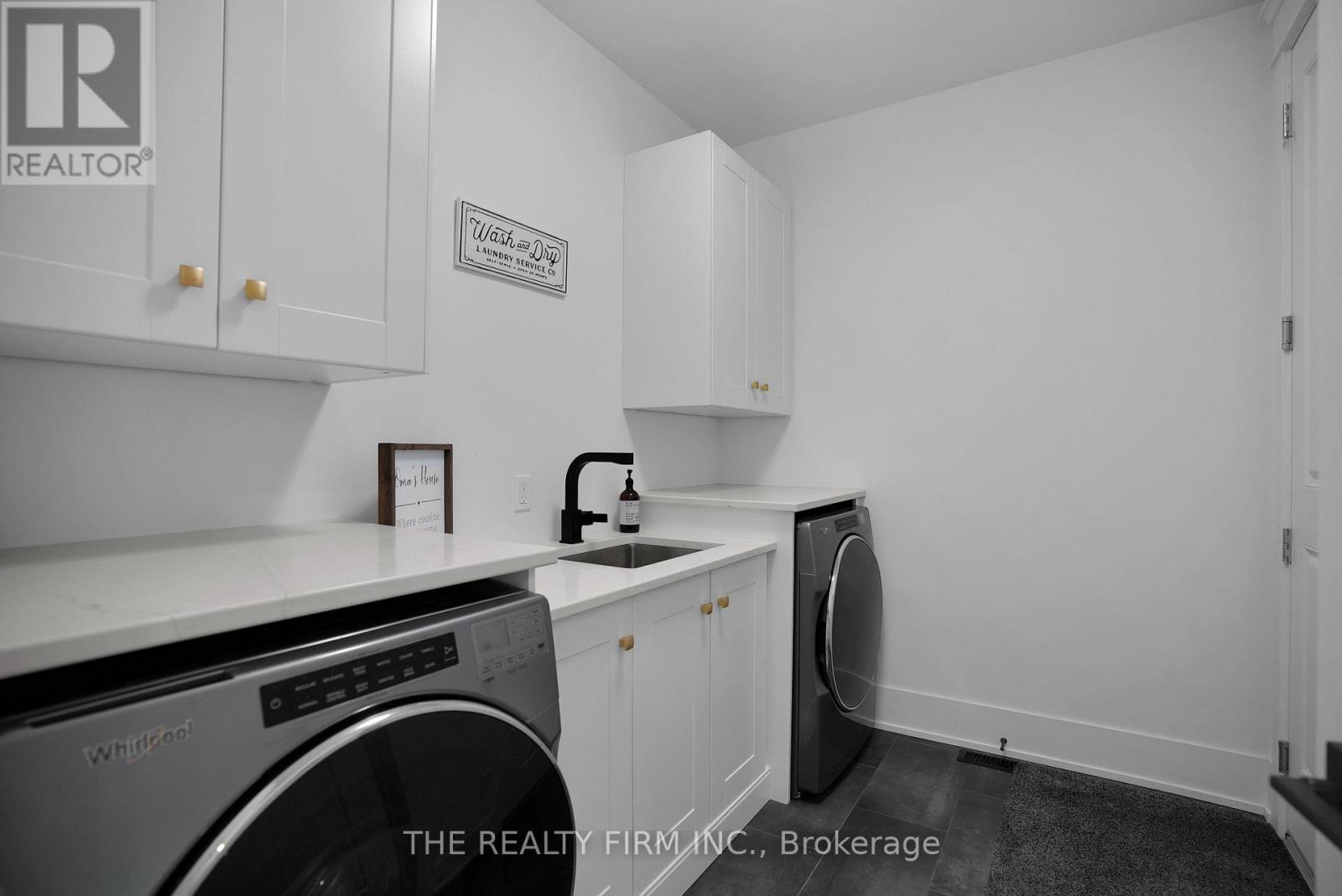 Property at 2146 LINKWAY BOULEVARD image 4