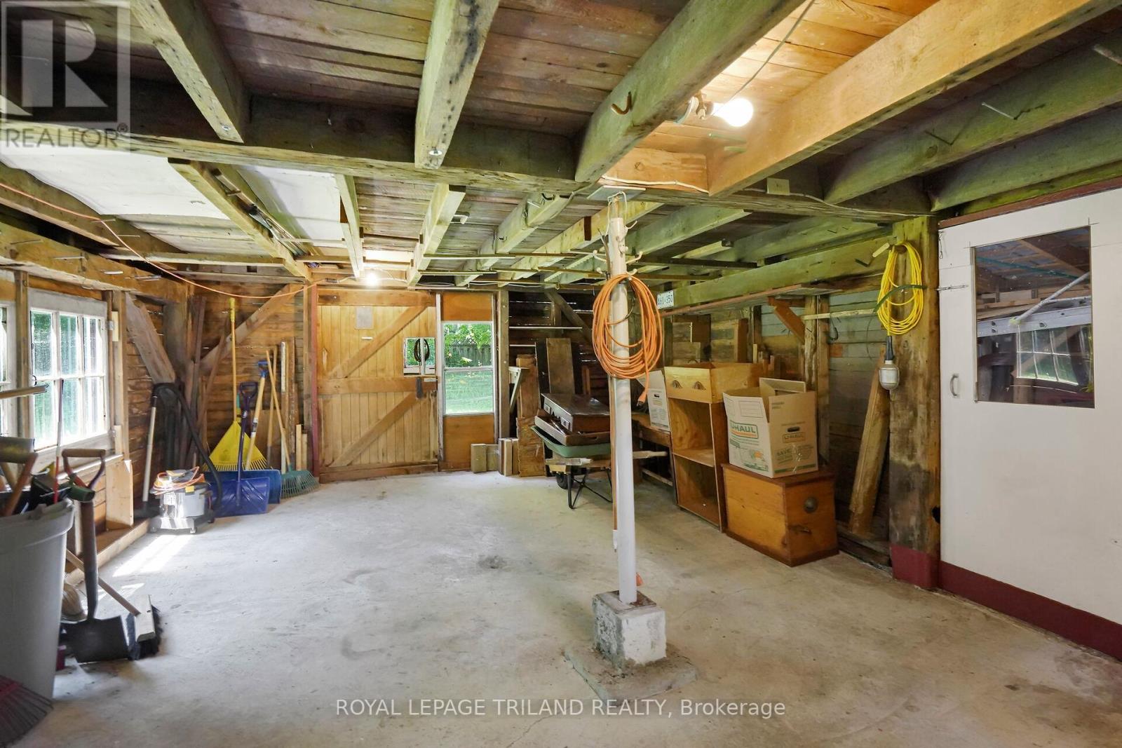 249 Halls Mill Road, London South, Ontario  N6K 2L3 - Photo 37 - X12289381