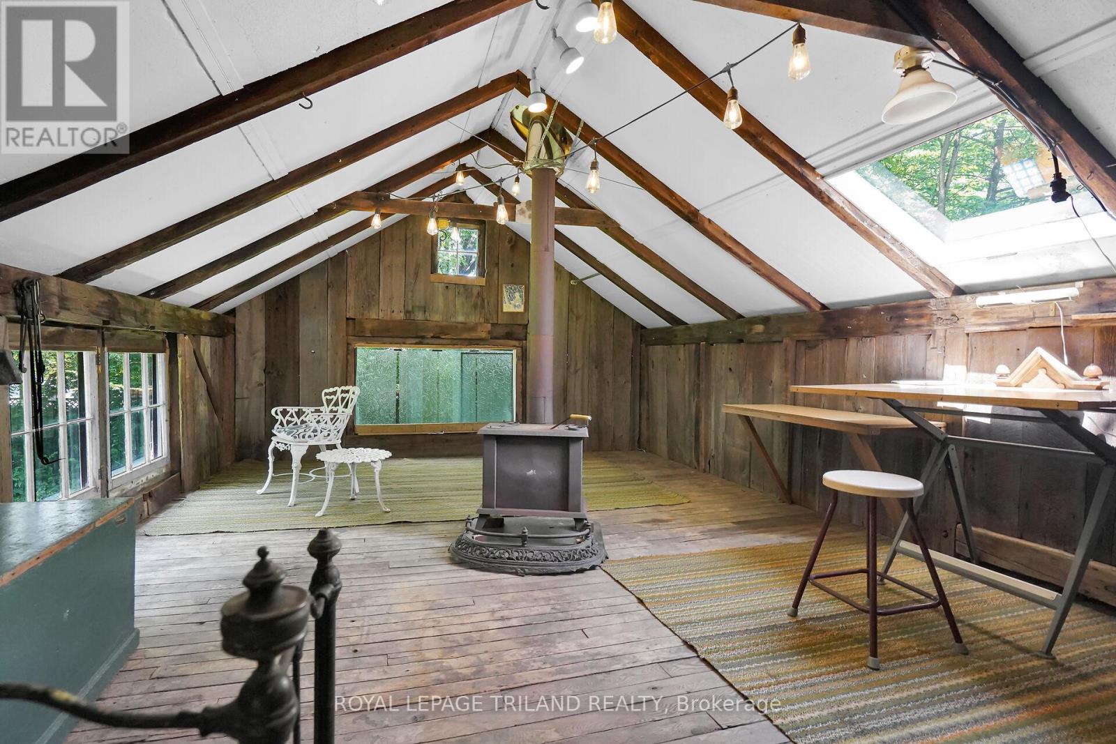 249 Halls Mill Road, London South, Ontario  N6K 2L3 - Photo 39 - X12289381