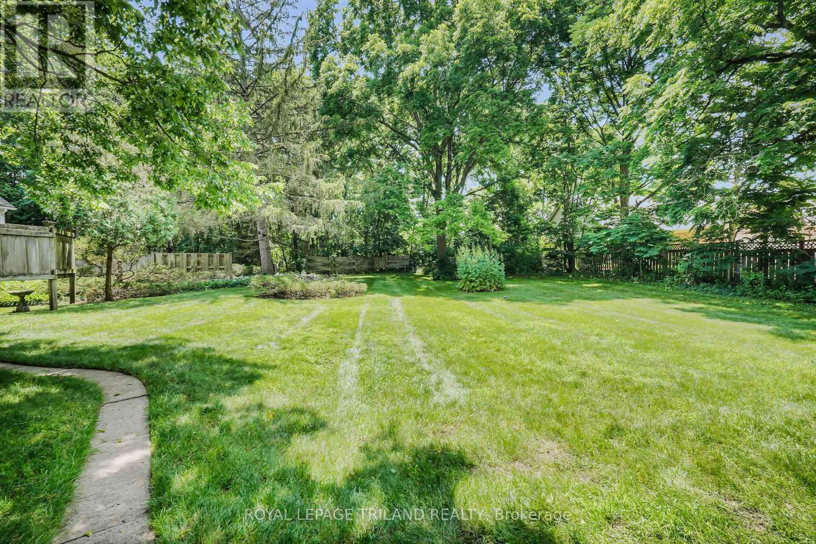 249 Halls Mill Road, London South, Ontario  N6K 2L3 - Photo 44 - X12289381