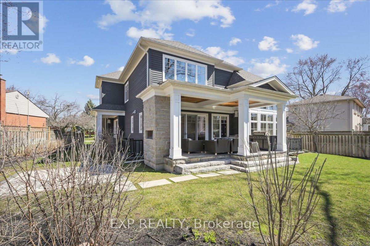 528 Wellington Crescent, Oakville, Ontario  L6L 4X5 - Photo 48 - W12289376