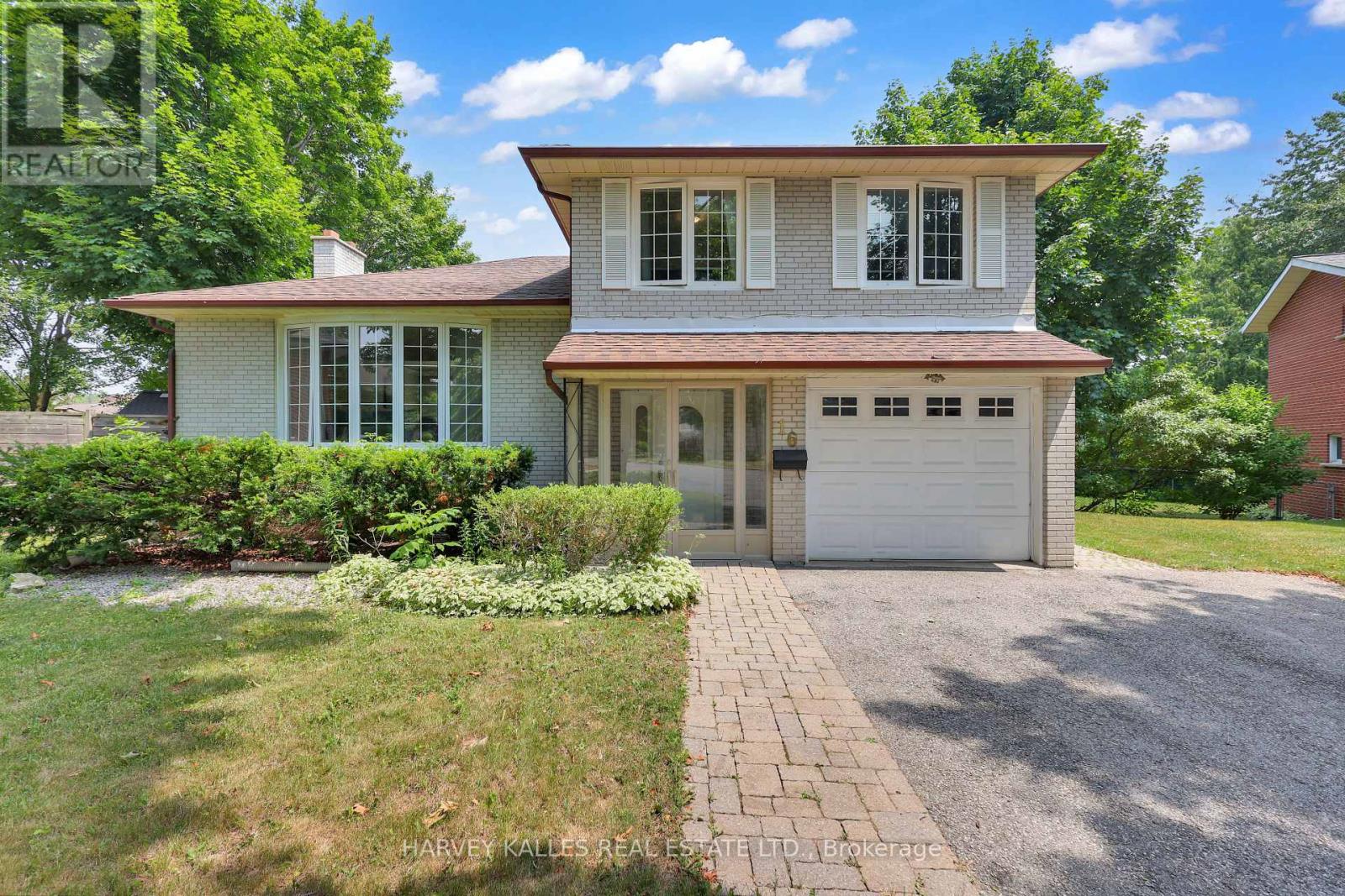 Property at 16 WEDGEPORT PLACE image 1
