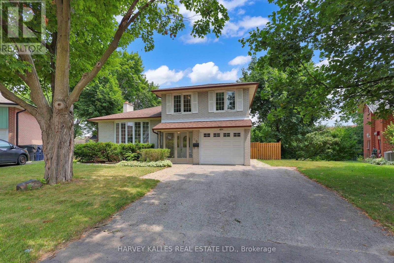Property at 16 WEDGEPORT PLACE image 2