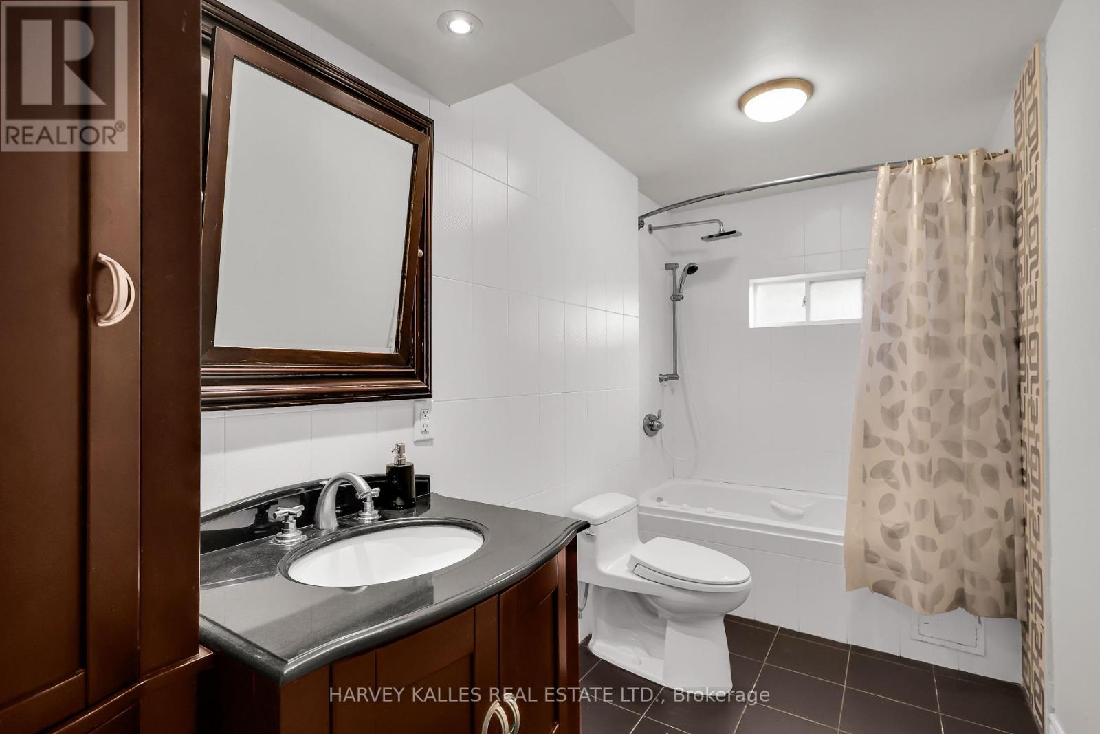 16 Wedgeport Place, Toronto, Ontario  M2N 4B4 - Photo 27 - C12289332