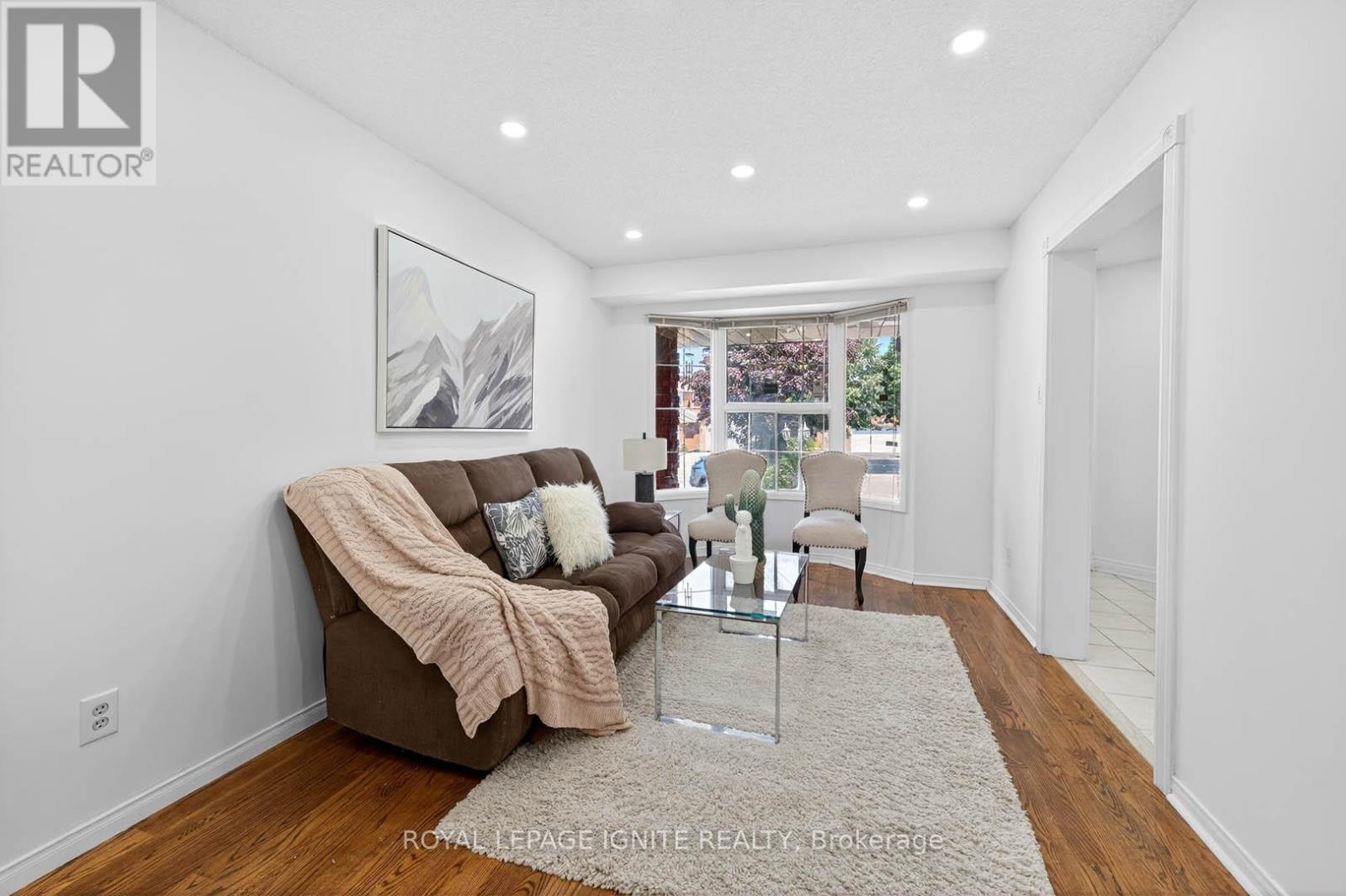 120 Littles Road, Toronto, Ontario  M1B 5G7 - Photo 7 - E12289382