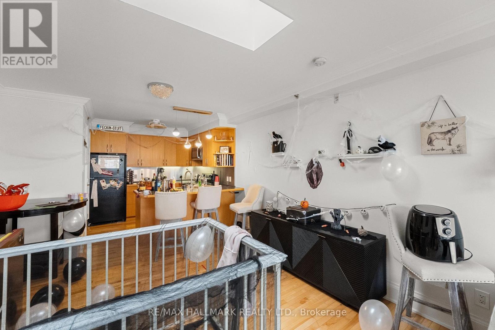 2151 Danforth Avenue, Toronto, Ontario  M4C 1K2 - Photo 33 - E12289387