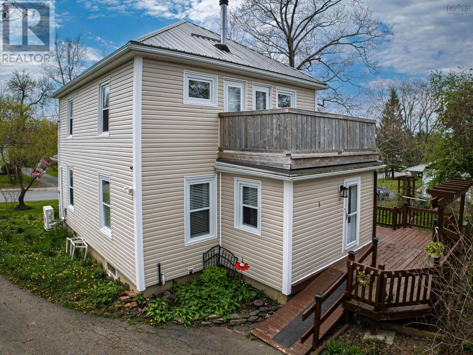 74 Kitchener Street, Stewiacke, Nova Scotia  B0N 2J0 - Photo 15 - 202511213