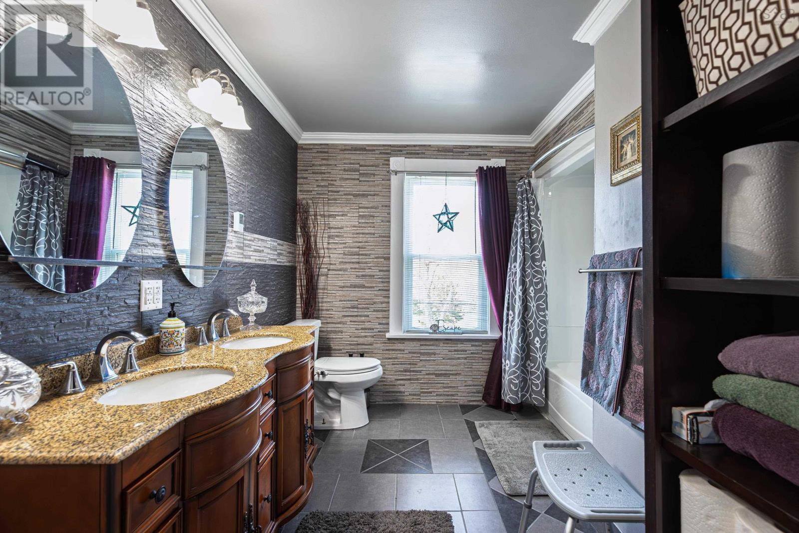 74 Kitchener Street, Stewiacke, Nova Scotia  B0N 2J0 - Photo 23 - 202511213