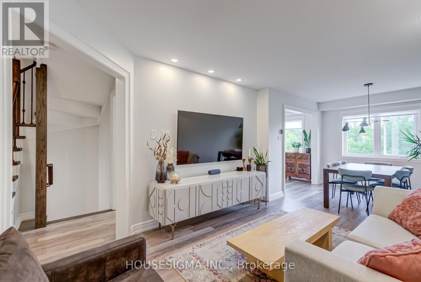 Property at 102 MILLOY PLACE image 1