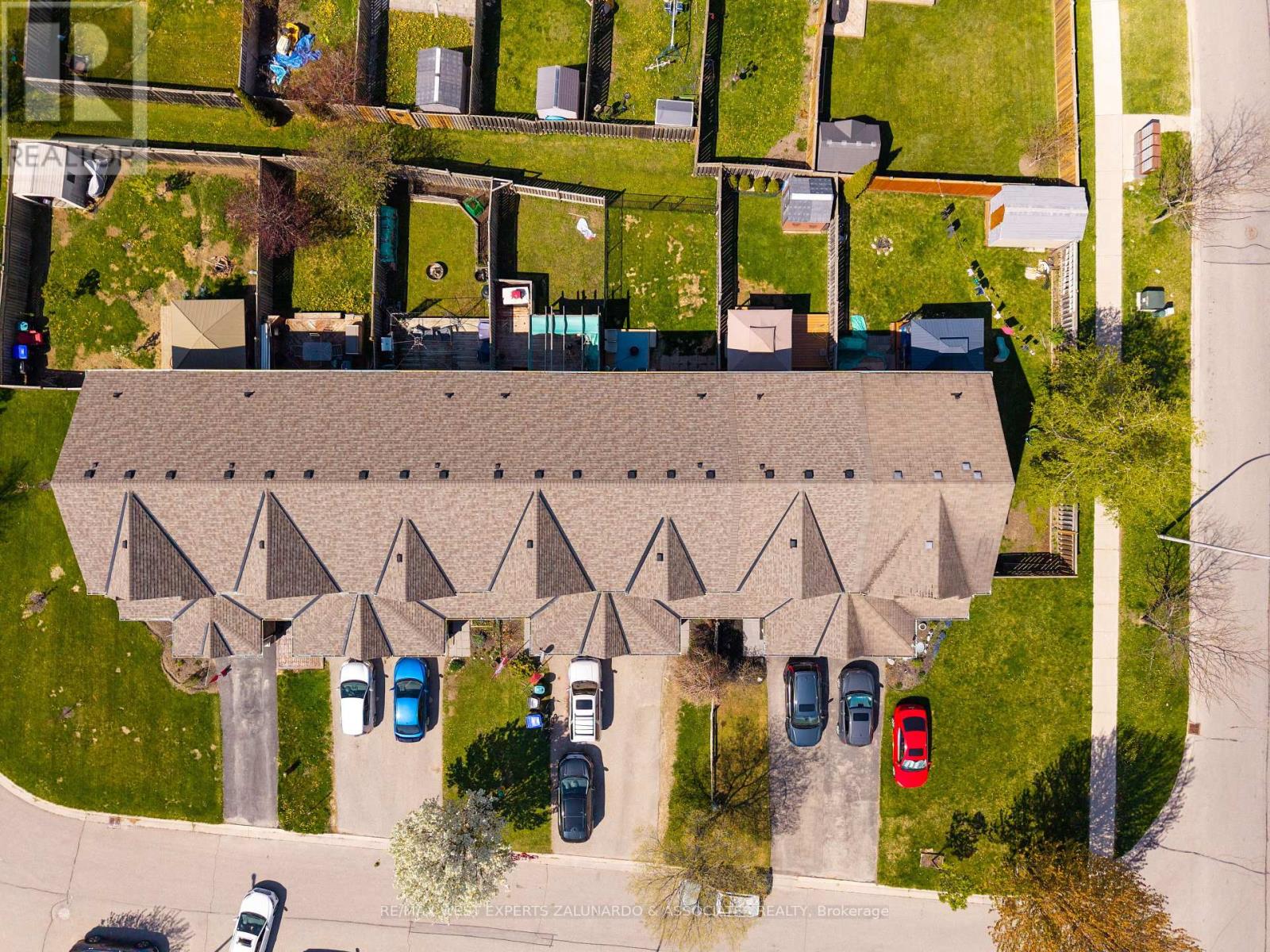 70 Ruthven Crescent, New Tecumseth (Alliston), Ontario  L9R 0A7 - Photo 30 - N12289383