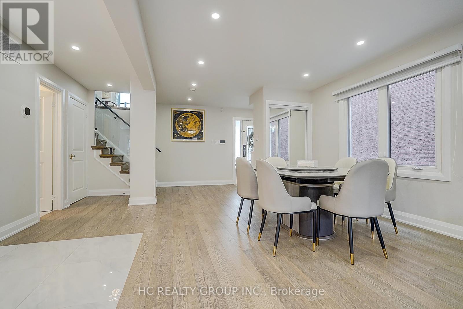 116 Westhampton Drive, Vaughan, Ontario  L4J 7J6 - Photo 10 - N12289404