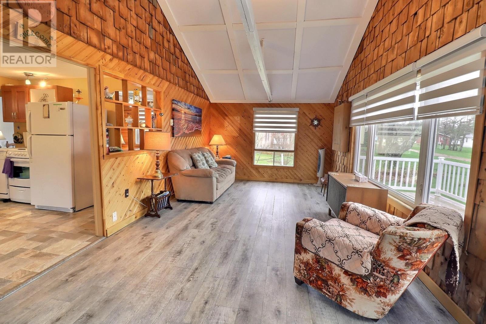 30 Murphy's Lane, Canoe Cove, Prince Edward Island  C0A 1H7 - Photo 4 - 202510125