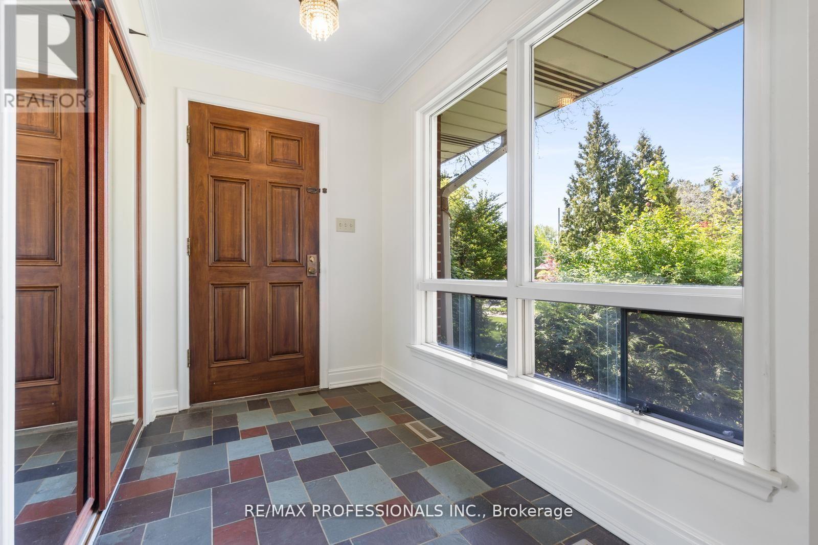 Property at 8 GLENDARLING ROAD image 5