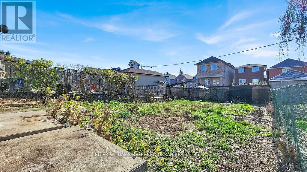 Property at 66 KANE AVENUE image 5