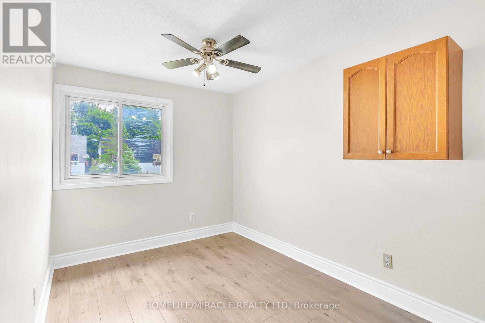 14 Greenbush Court, Brampton, Ontario  L6S 2K2 - Photo 27 - W12289358