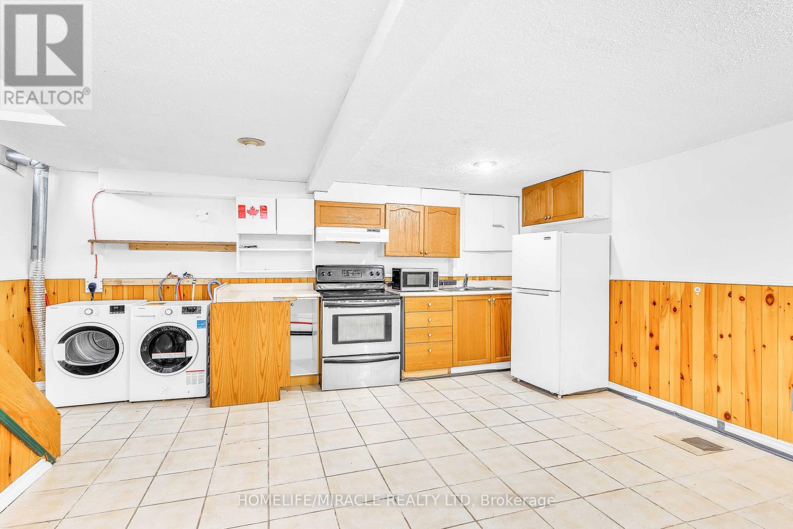 14 Greenbush Court, Brampton, Ontario  L6S 2K2 - Photo 35 - W12289358