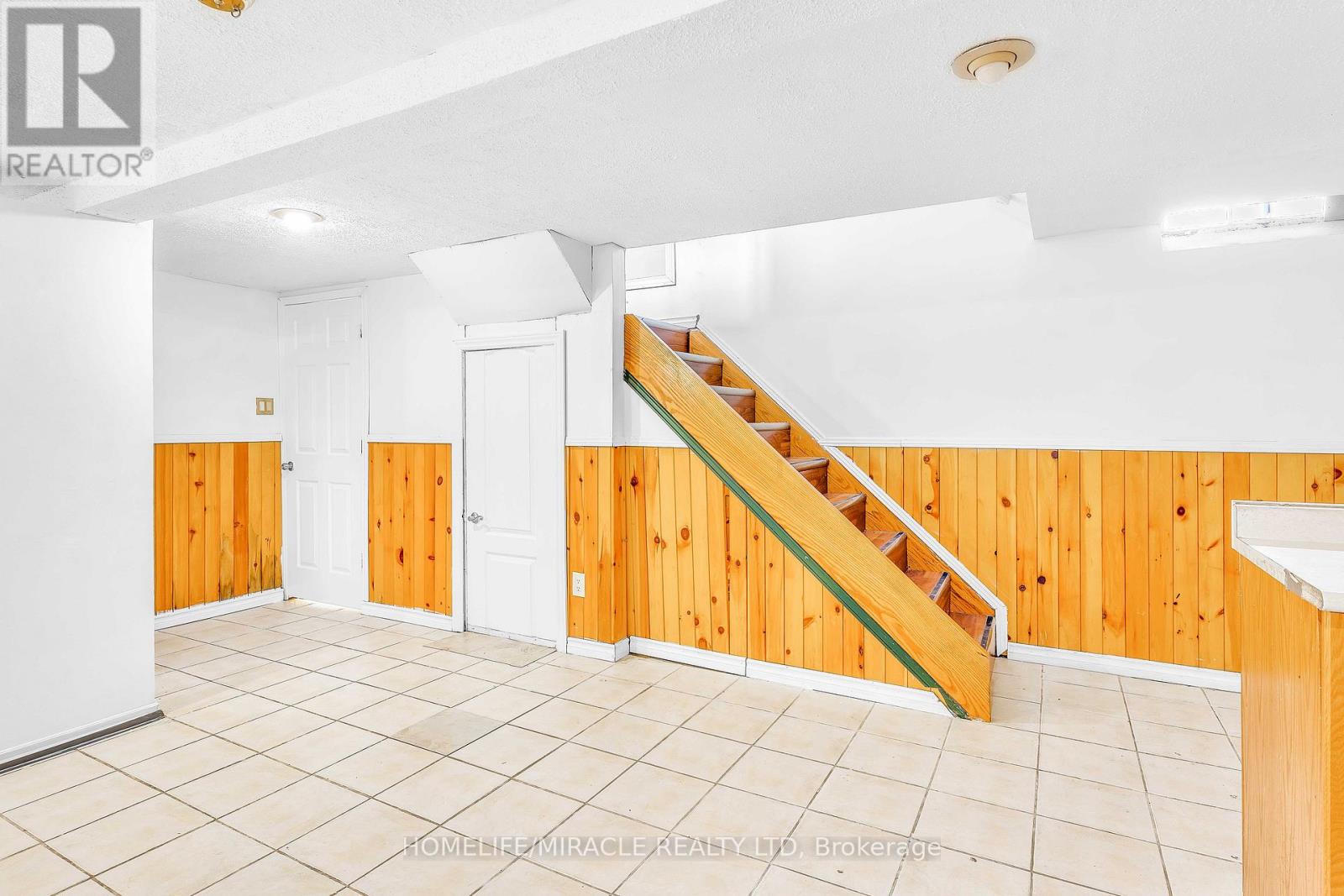 14 Greenbush Court, Brampton, Ontario  L6S 2K2 - Photo 36 - W12289358