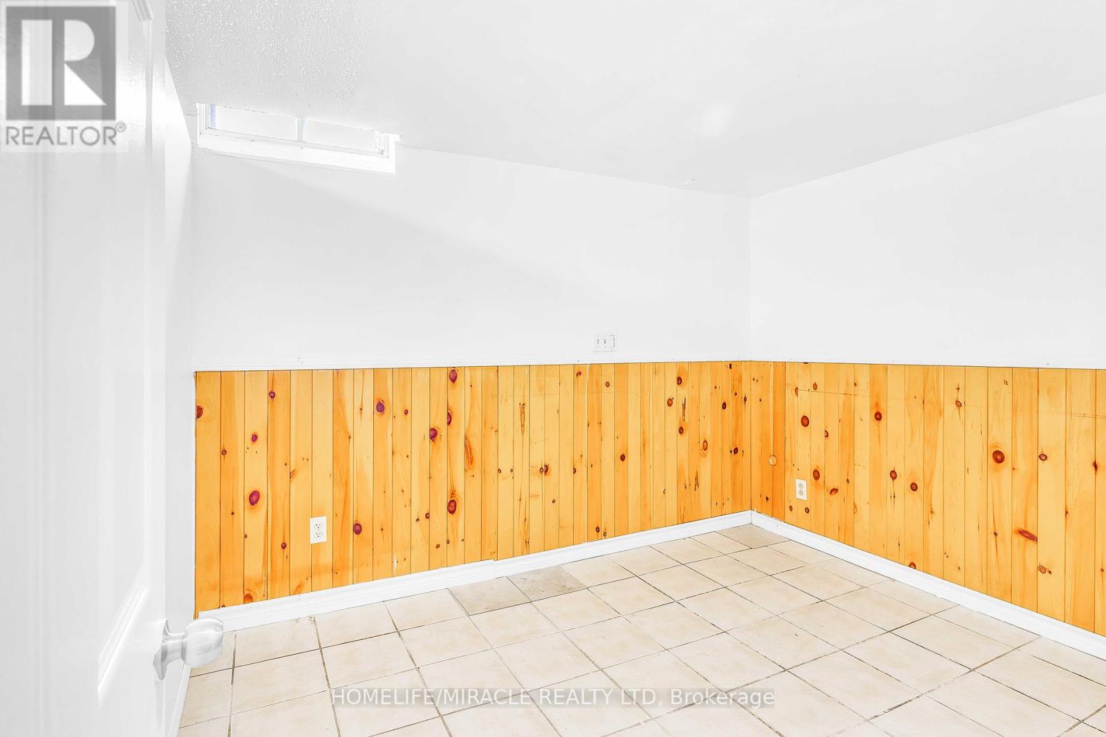14 Greenbush Court, Brampton, Ontario  L6S 2K2 - Photo 37 - W12289358
